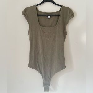 Square neck body suit